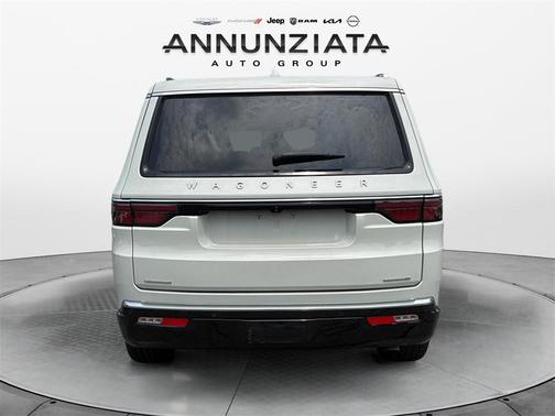 2022 Jeep Wagoneer Series III