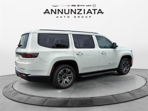 2022 Jeep Wagoneer Series III