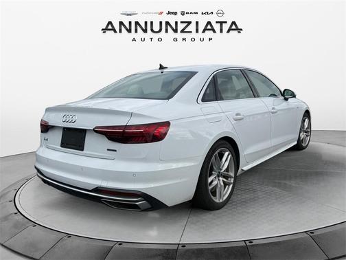 2024 Audi A4 45 S line quattro Premium