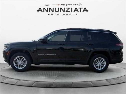 2022 Jeep Grand Cherokee L Laredo