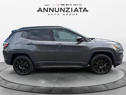 2022 Jeep Compass Altitude