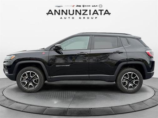 2024 Jeep Compass Trailhawk