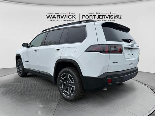 Bright White Clearcoat 2026 Jeep Cherokee LAREDO/LIMITED