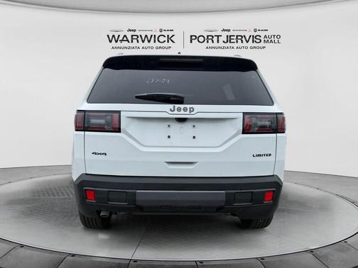 Bright White Clearcoat 2026 Jeep Cherokee LAREDO/LIMITED