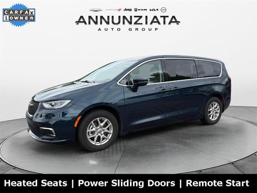 2023 Chrysler Pacifica Touring-L