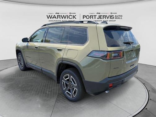 41 2026 Jeep Cherokee LAREDO/LIMITED