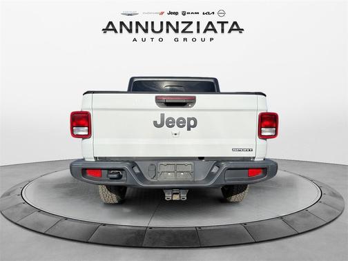2020 Jeep Gladiator Sport
