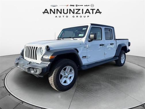 2020 Jeep Gladiator Sport