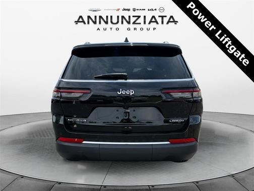 2022 Jeep Grand Cherokee L Laredo