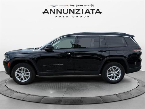 2022 Jeep Grand Cherokee L Laredo