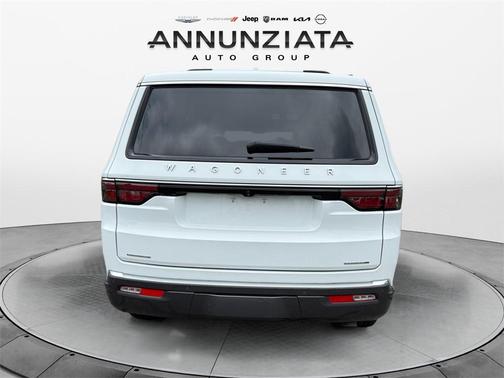 2022 Jeep Wagoneer Series II