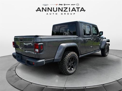 2022 Jeep Gladiator Sport