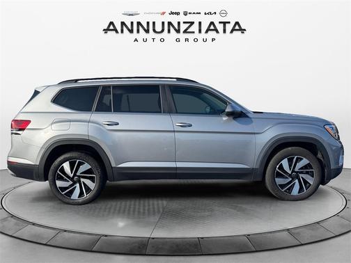 2025 Volkswagen Atlas 2.0T SE