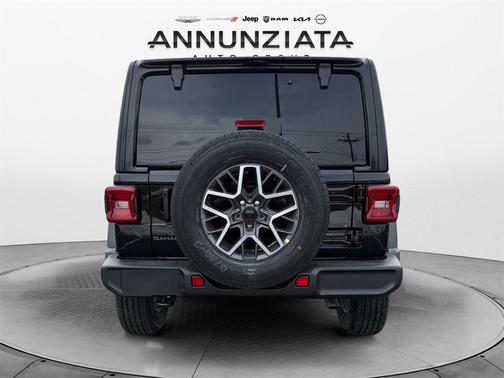 2025 Jeep Wrangler Sahara