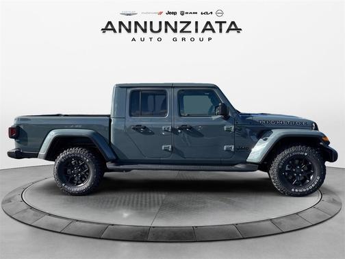 2025 Jeep Gladiator Sport