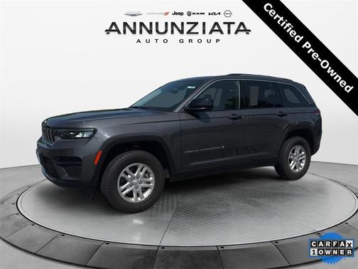 2022 Jeep Grand Cherokee Laredo