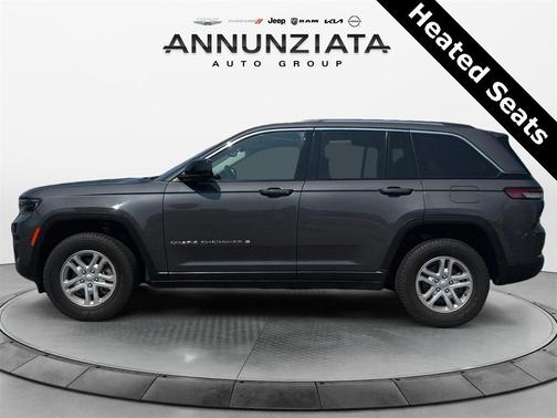 2022 Jeep Grand Cherokee Laredo