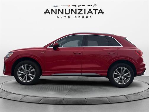 2023 Audi Q3 45 S line Premium