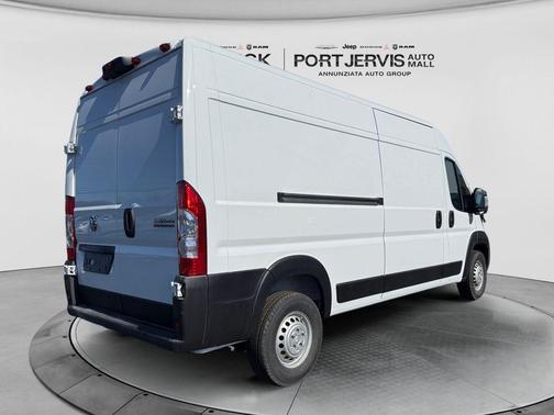 Bright White Clearcoat 2026 RAM ProMaster 2500 High Roof