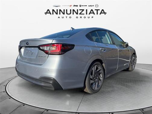 2023 Subaru Legacy 