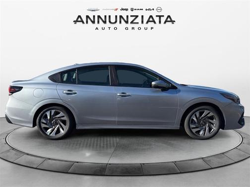 2023 Subaru Legacy 