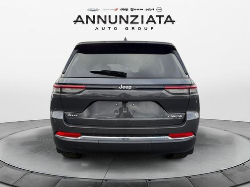 2025 Jeep Grand Cherokee Laredo X