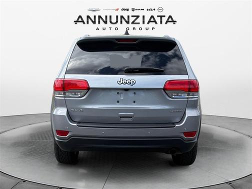 2019 Jeep Grand Cherokee Laredo E