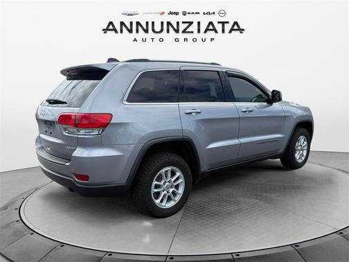 2019 Jeep Grand Cherokee Laredo E
