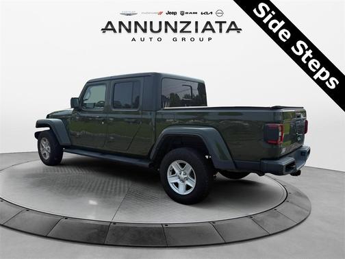 2022 Jeep Gladiator Sport