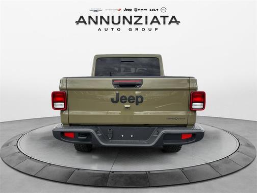 2025 Jeep Gladiator Sport