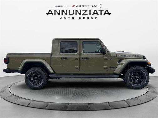 2025 Jeep Gladiator Sport