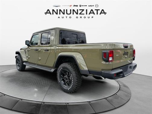 2025 Jeep Gladiator Sport