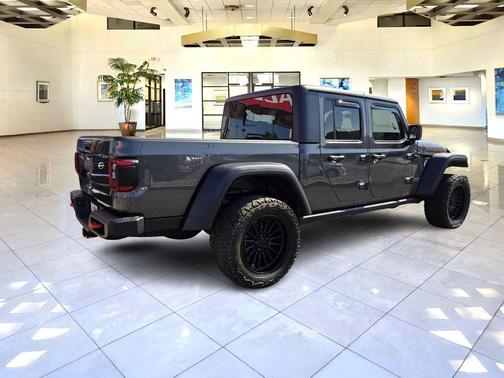 2021 Jeep Gladiator Mojave 4X4