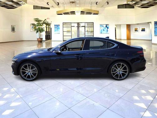 2022 Genesis G70 2.0T AWD