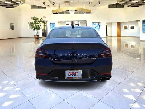 2022 Genesis G70 2.0T AWD