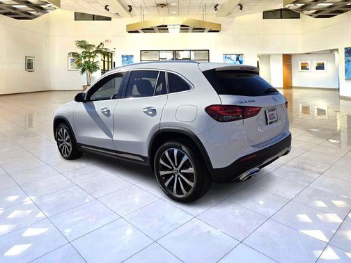2023 Mercedes-Benz GLA 250 Base