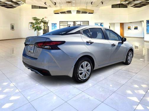 2025 Nissan Versa 1.6 S