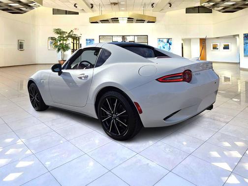 2025 Mazda MX-5 Miata RF Grand Touring