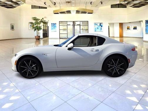 2025 Mazda MX-5 Miata RF Grand Touring