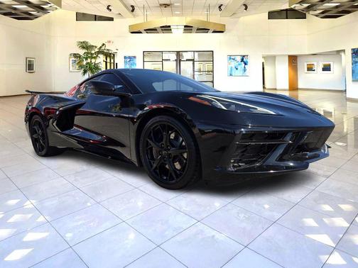 2022 Chevrolet Corvette Stingray w/2LT