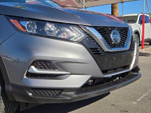 Gun Metallic 2022 Nissan Rogue Sport SL