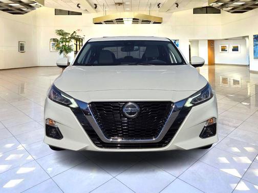 2019 Nissan Altima 2.5 Platinum