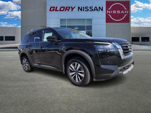 2025 Nissan Pathfinder SL FWD