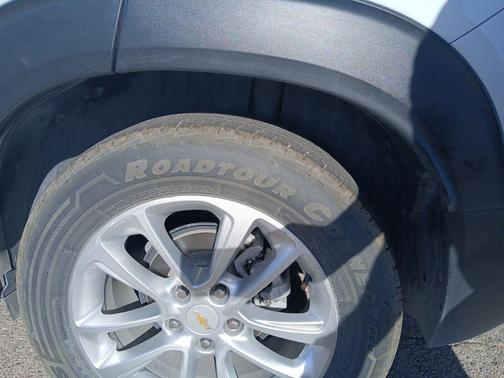 Summit White 2024 Chevrolet Trailblazer LS