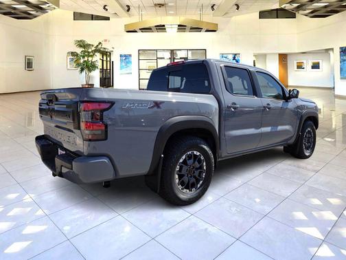 2025 Nissan Frontier PRO-X