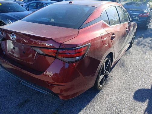 Scarlet 2021 Nissan Sentra SR