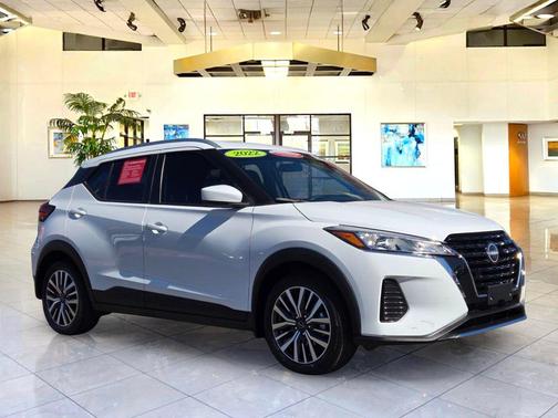 Fresh Powder 2022 Nissan Kicks SV