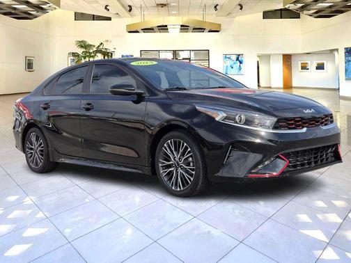 Aurora Black 2023 Kia Forte GT-Line