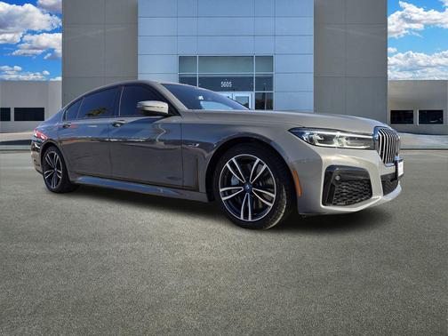 2022 BMW 745e xDrive