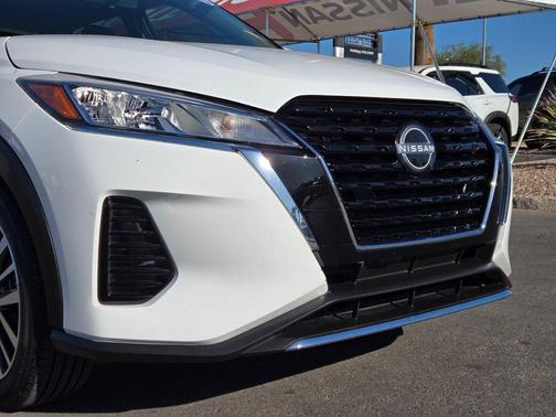 Fresh Powder 2022 Nissan Kicks SV